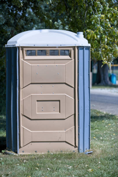 Best Porta potty rental near me  in Ashaway, RI